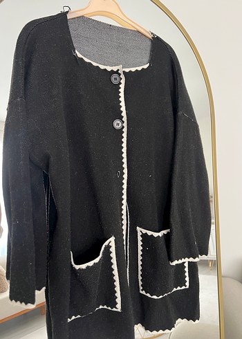 Düğmeli Siyah Midi Yün kap - Görsel 3