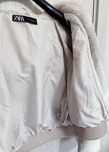 Zara -  Peluş Mont - Görsel 9
