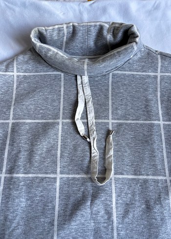 Gri Yüksek Yakalı Kadın Kazak - Görsel 4