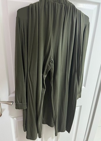 Yesil renkli takim - Görsel 3