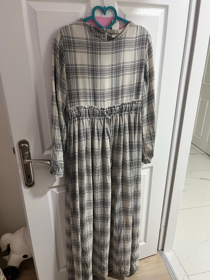 Gri Ekose Desenli Uzun Salaş Elbise - Görsel 2