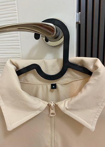 Bej Uzun Kollu Yakalı Kadın Bluz - Görsel 2