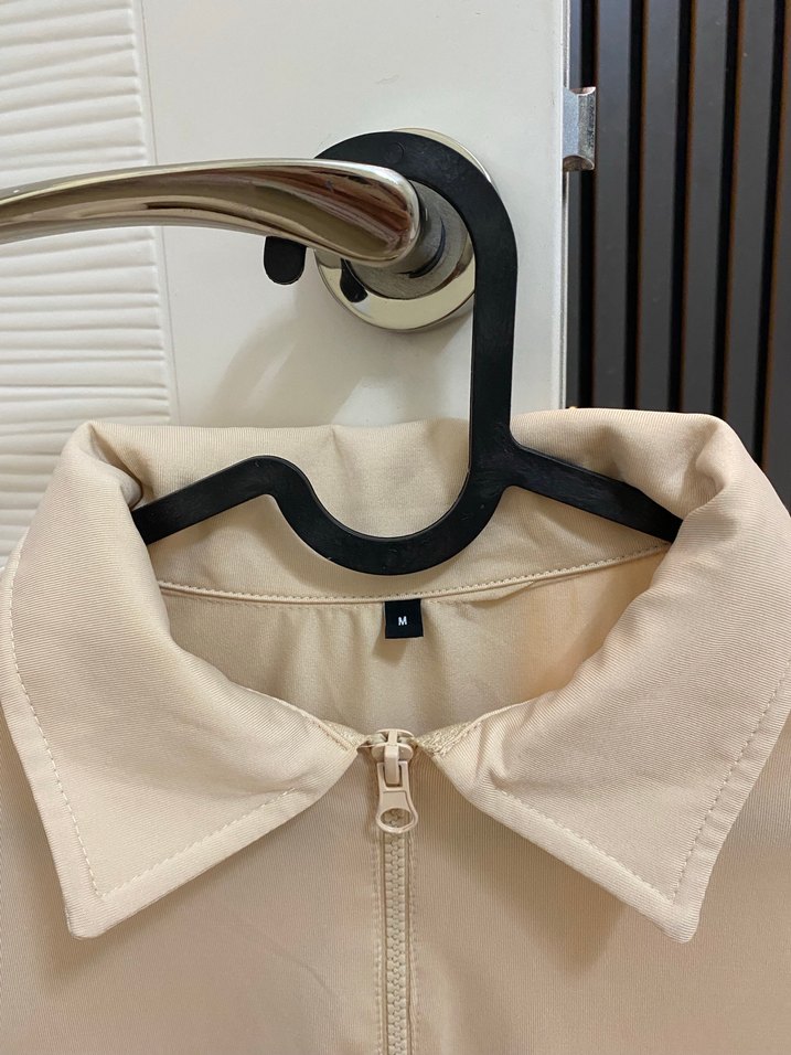 Bej Uzun Kollu Yakalı Kadın Bluz - Görsel 2