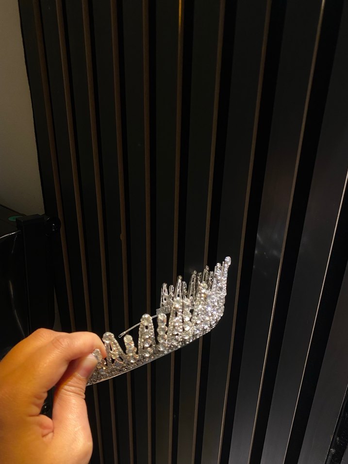 Beyaz Parlak Payetli Gelin Tacı - Görsel 3