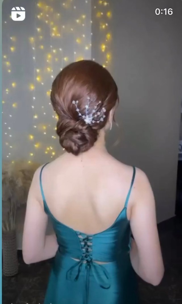 Yeşil V Yaka Drapeli Uzun Abiye - Görsel 3