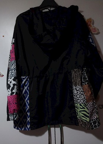 Renkli Desenli Kapüşonlu Kadın Ceket - Görsel 3