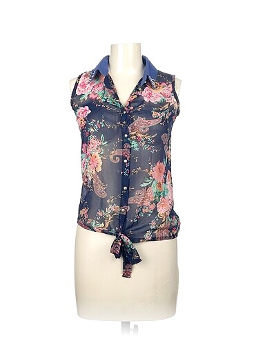 PreLoved Gömlek %70 İndirimli.