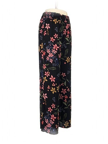Stradivarius Stradivarius Kumaş Pantolon %70 İndirimli.