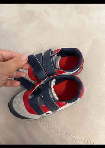 Çocuk için Çok Renkli Cırt Cırtlı Spor Ayakkabı - Görsel 3