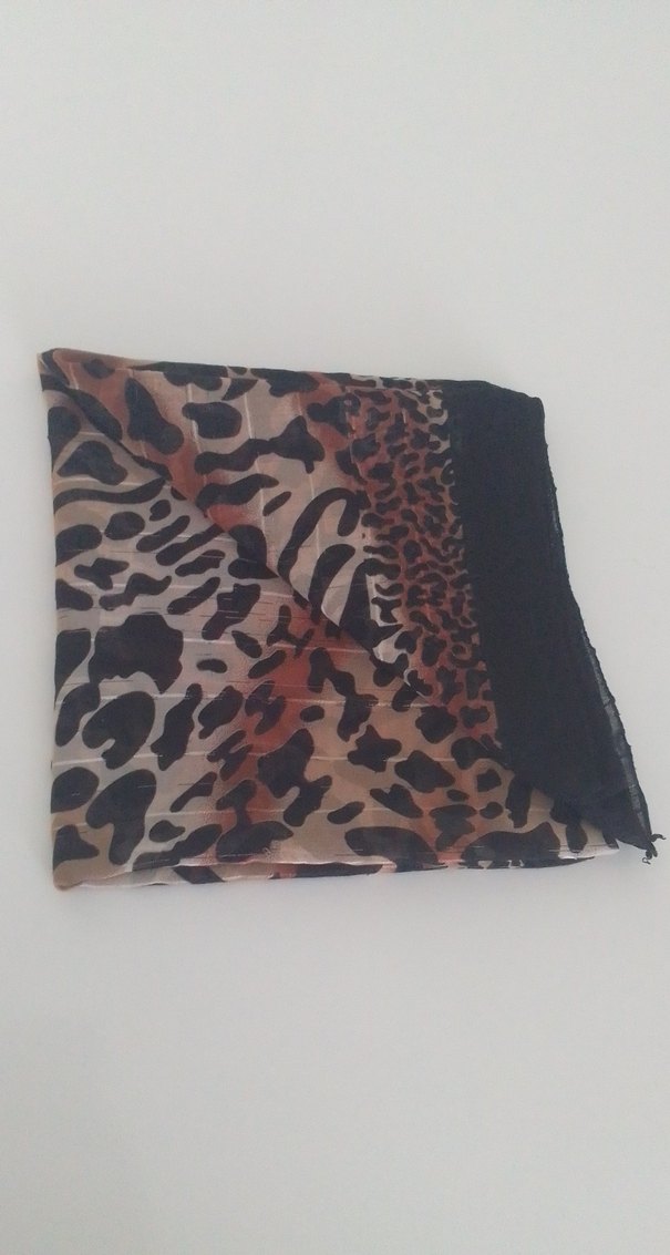 Kahverengi Leopar Desenli Bohem Kadın Fular - Görsel 5