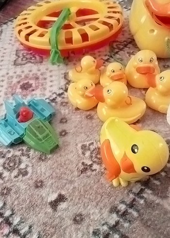 Beden Pastel Renkli Diş Kaşıyıcı ve Çıngırak Seti