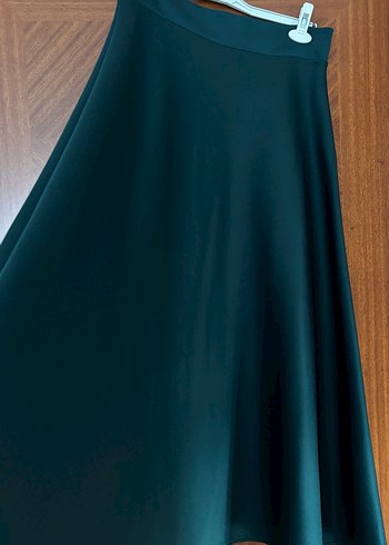 Zümrüt Yeşili Tesettür Etekli Takım - Görsel 3