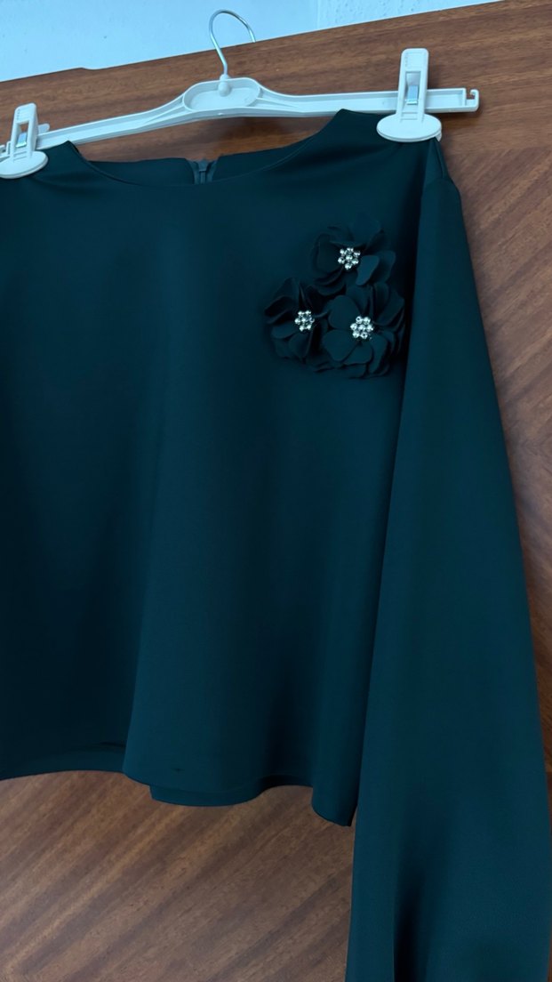 Zümrüt Yeşili Tesettür Etekli Takım - Görsel 4