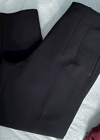 Kadın Siyah Pilili Kumaş Pantolon - Görsel 2