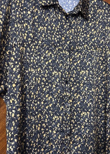 Desenli Siyah Kadın Gömlek - Görsel 2