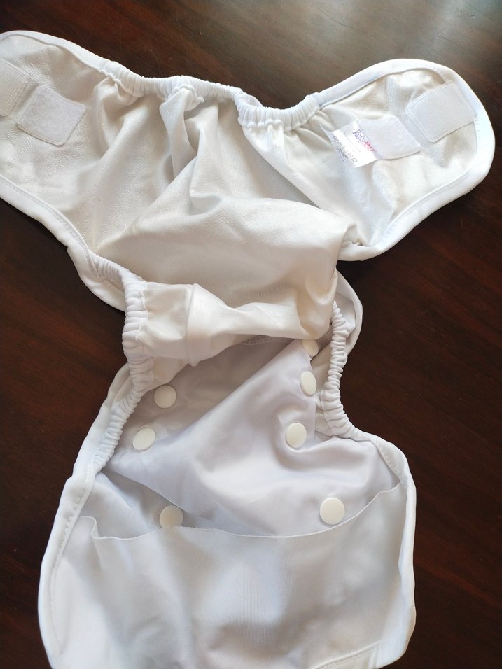 Babyneo Beyaz Ayarlanabilir Bebek Bezi Cover - Görsel 3