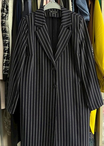 Düğmeli  lacivert
Çizgili Kadın Blazer - Görsel 3