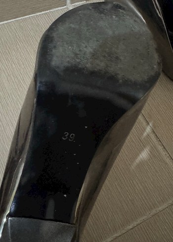 Bambi Gri Parlak Yılan Desenli Stiletto