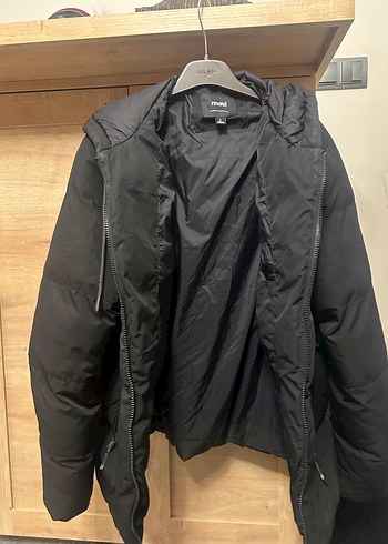 Mavi Erkek Siyah Kapüşonlu Şişme Mont - Görsel 5