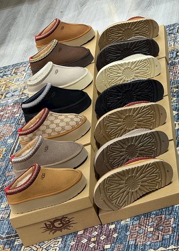Ugg UGG Kahverengi Örgü Detaylı Kadın Terlik