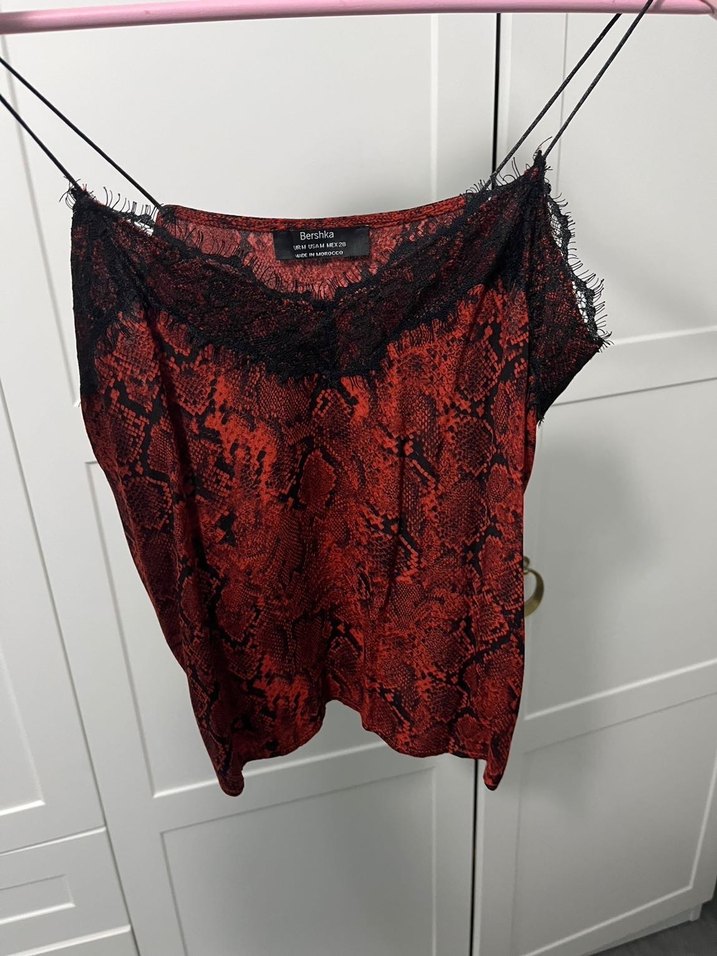 Kırmızı Yılan Derisi Desenli İnce Askılı büstier - Görsel 2