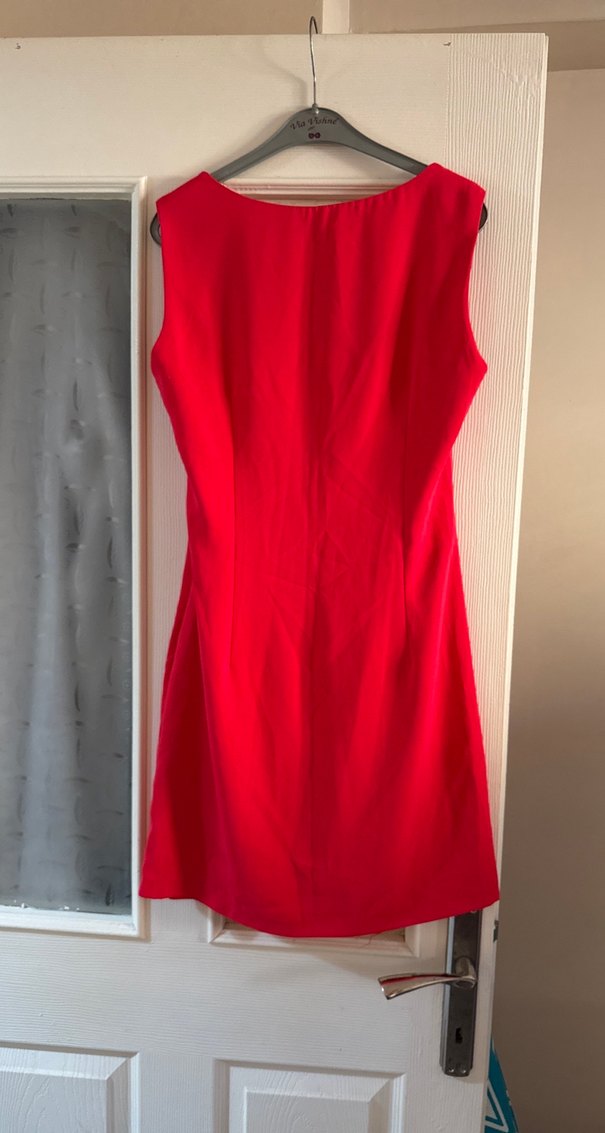 Zincir Detaylı Kırmızı Midi Elbise - Görsel 3