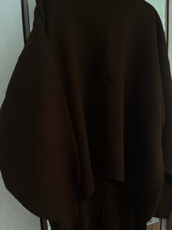 iç elbisesi sıfır  Kollu Kahverengi Dökümlü Triko Elbise - Görsel 2