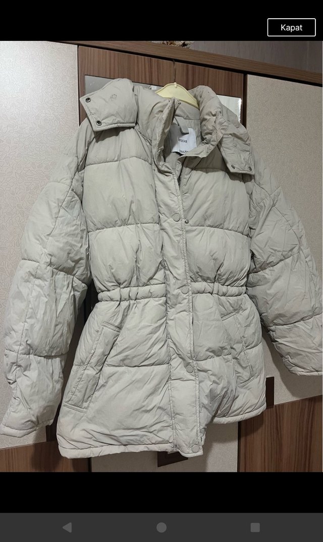 BERSHKA Beyaz Şişme Midi Şişme Mont - Görsel 2