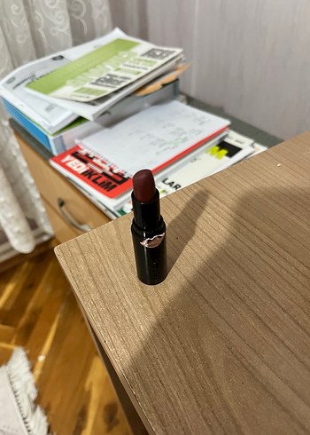 Koyu bordomsu Renkli Ruj - Görsel 3