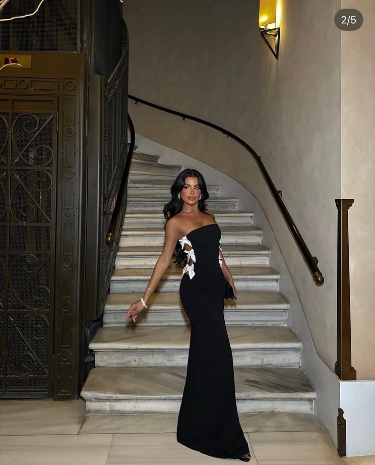 Siyah, fiyonk şıklığında Uzun Elbise - Görsel 2