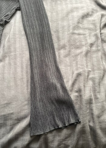 siyah 
Pilili V Yaka Strappy Bluz - Görsel 3