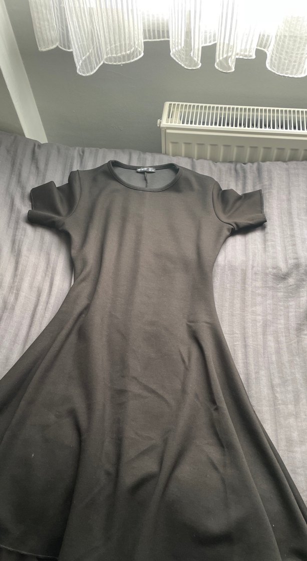 Kısa Kollu Siyah Midi Goth Elbise - Görsel 3