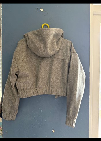 Zara Gri Kapüşonlu Fermuarlı Midi Kadın mont