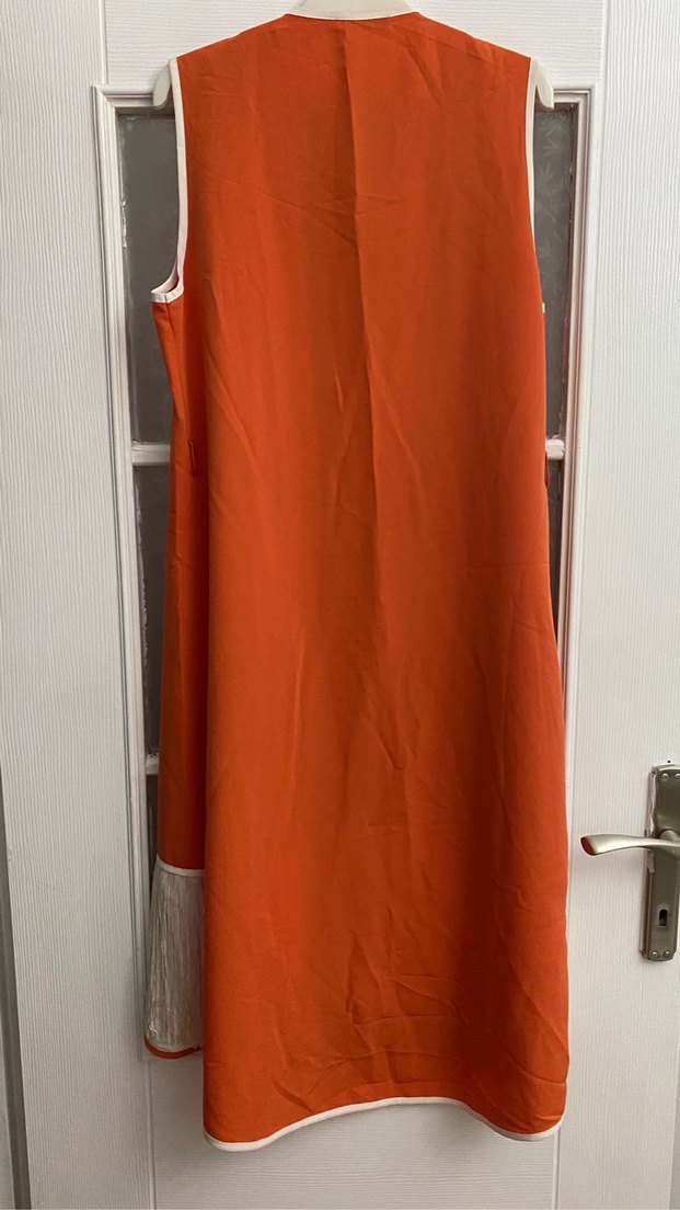 Turuncu Uzun Püsküllü Kadın Yelek - Görsel 2