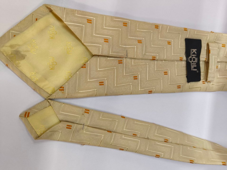 Kiğılı Kravat
Bej Parlak Erkek Kravat - Görsel 3