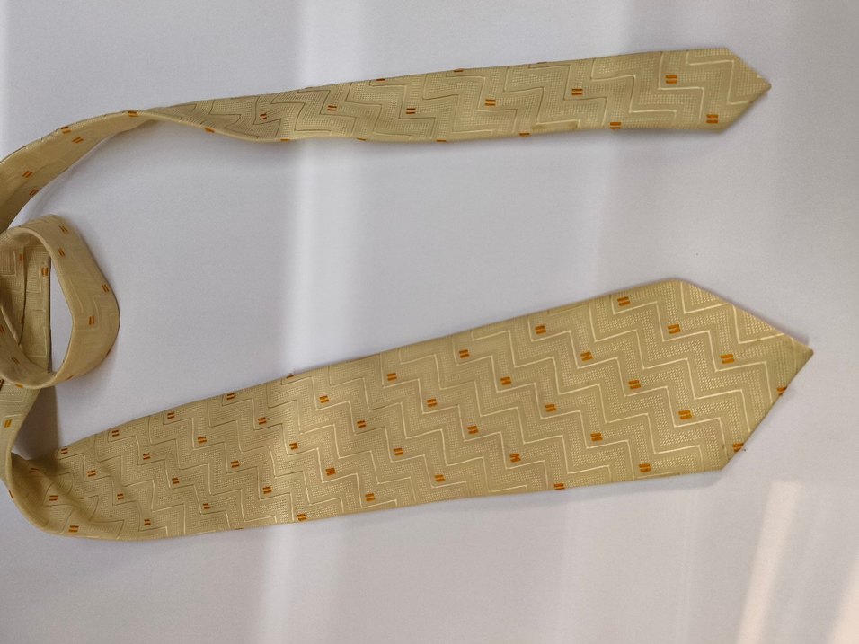 Kiğılı Kravat
Bej Parlak Erkek Kravat - Görsel 2