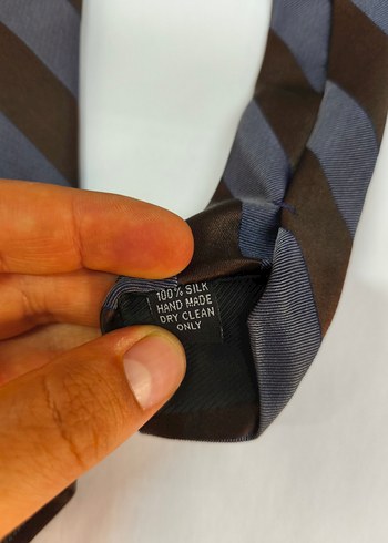 RTE KRAVAT
Kahverengi ve Gri Çizgili Erkek Kravat - Görsel 3