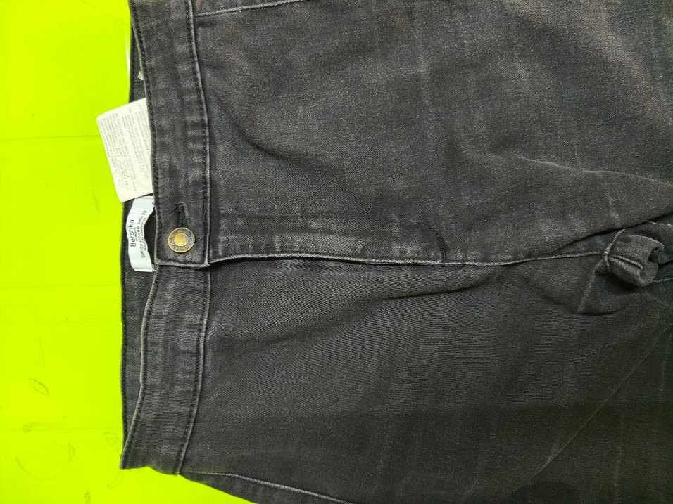 Bershka 38 Beden 
Siyah Kadın Regular Fit Denim Pantolon - Görsel 4