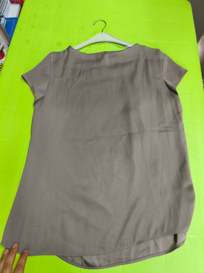 MANGO S
Bej Kısa Kollu Keten Kadın Bluz - Görsel 5