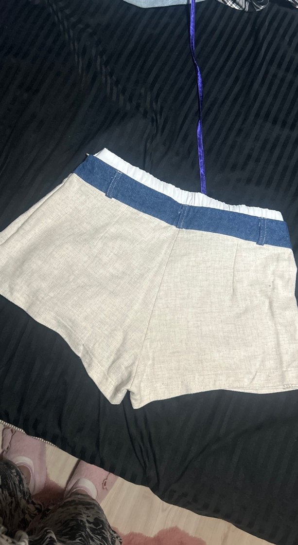 Bej Pilili Kadın Mini Şort - Görsel 2