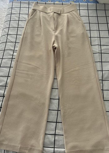 Bej Kadın Kumaş Pantolon Midi Boy