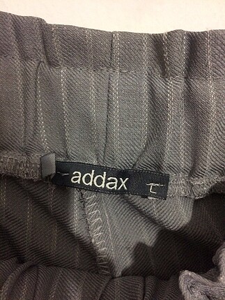 Addax Bir kere tatilde giyildi