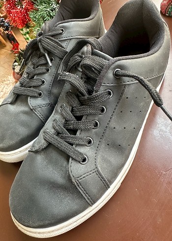 LC Waikiki 39 numara Sneakers - Görsel 2
