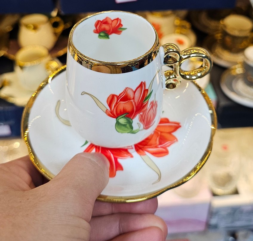Çiçek Desenli Altın Detaylı Kahve Fincan Takımı - Görsel 2
