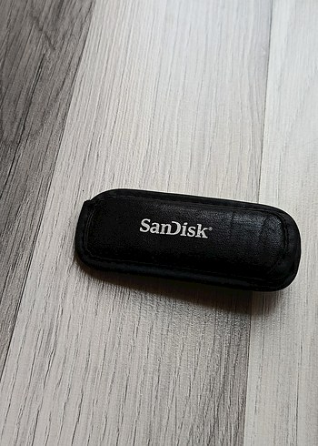 Parlak Siyah Deri USB Bellek 4gb - Görsel 6