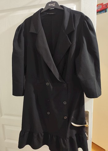 Düğmeli Siyah Mini İş Elbisesi - Görsel 3