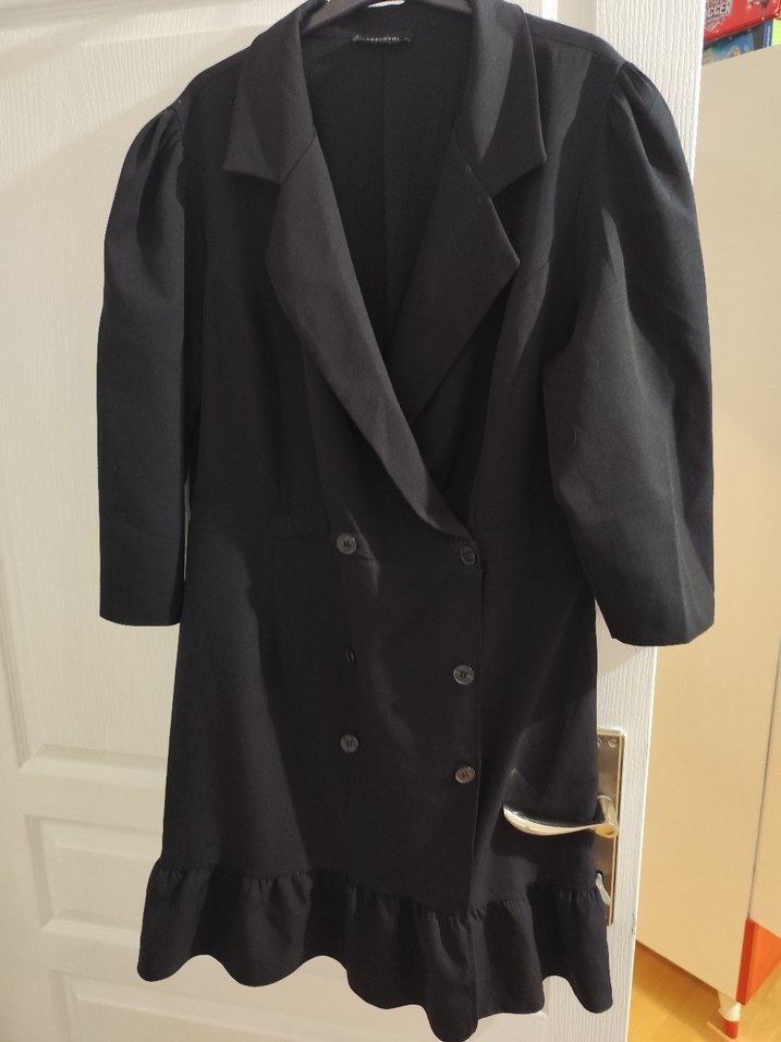 Düğmeli Siyah Mini İş Elbisesi - Görsel 2