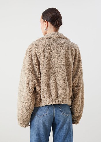 Bej Peluş Kadın Ceket - Görsel 4