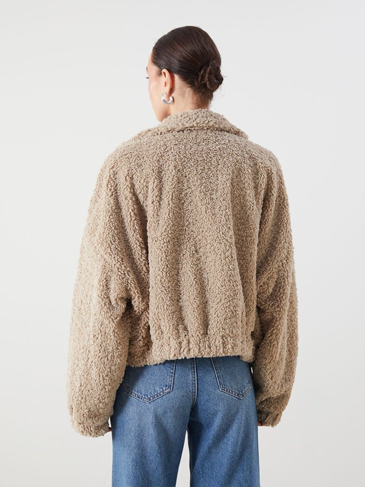 Bej Peluş Kadın Ceket - Görsel 4