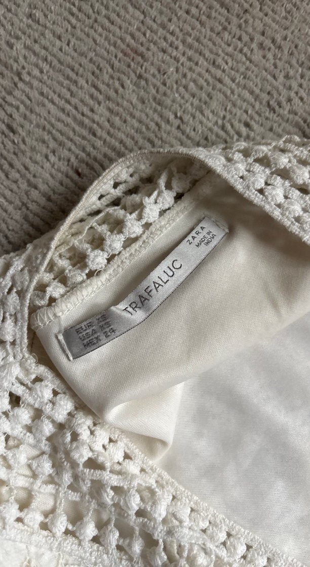 Dantel Detaylı V Yaka Beyaz Kısa Tulum - Görsel 3